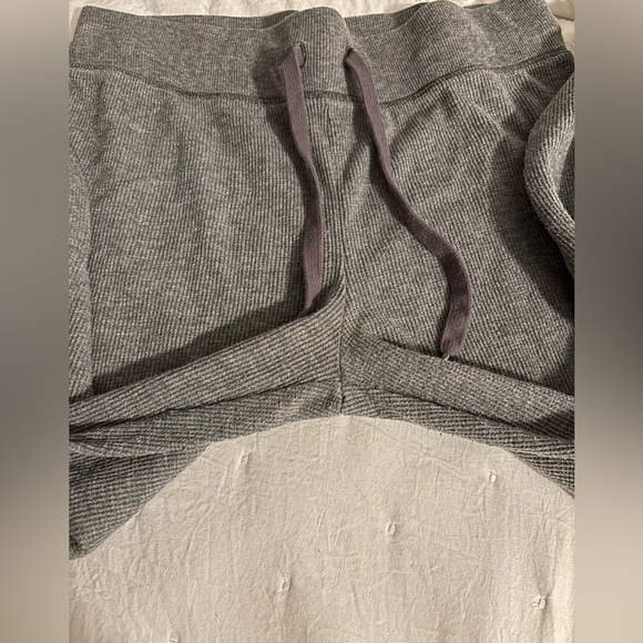 Koolaburra by UGG Women’s Waffle Knit Joggers – Size M - Picture 2 of 5